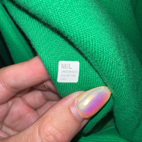 Lululemon Scuba Half Zip (green punch) - Picture 7 of 7